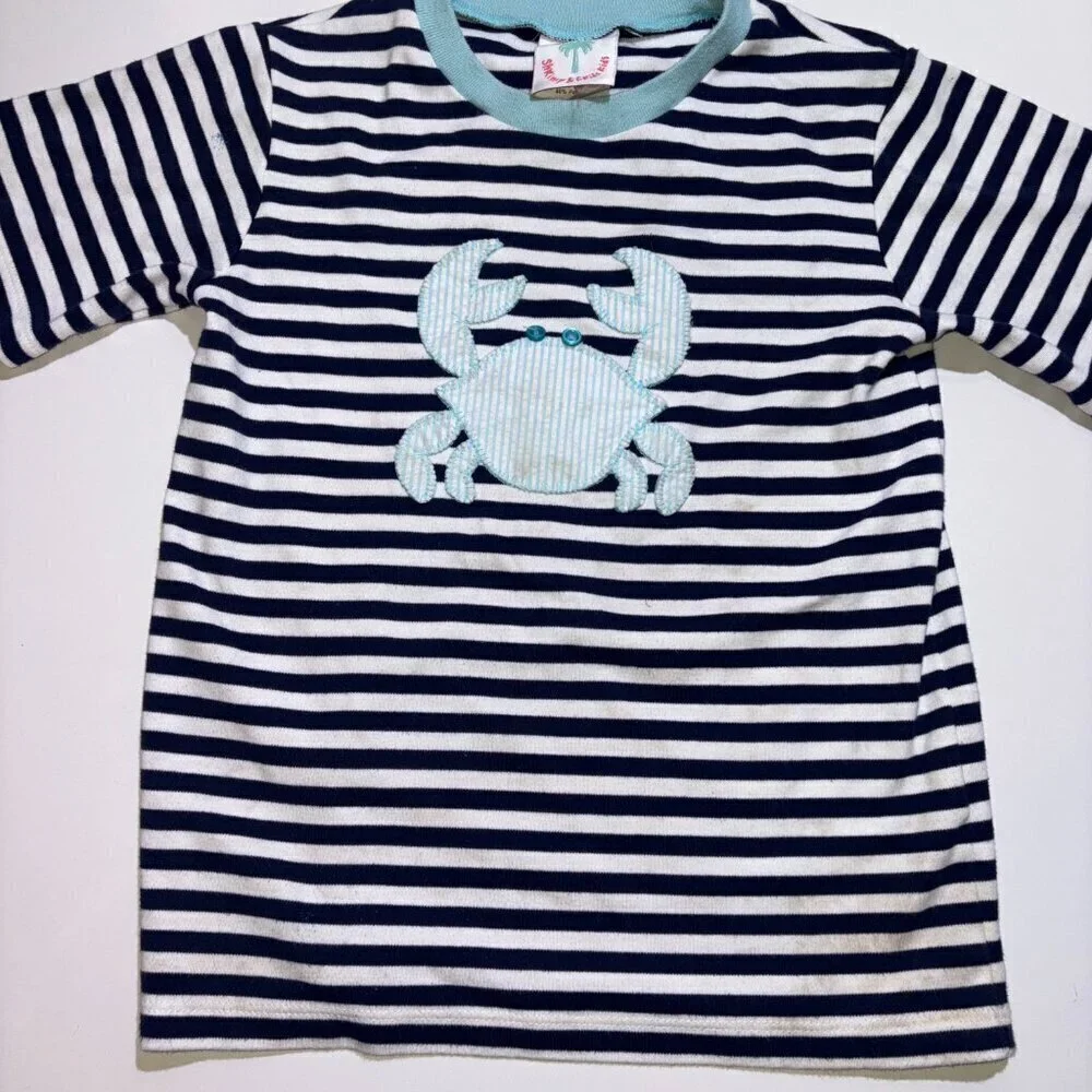 Shrimp and Grits Kids Stripe Crab Applique Seersucker Tee Shirt size M (5-6)